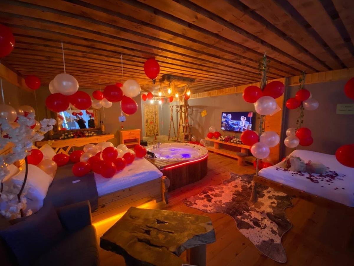 Bed and Breakfast Heaven Vip Wooden Palace Ардешен Экстерьер фото