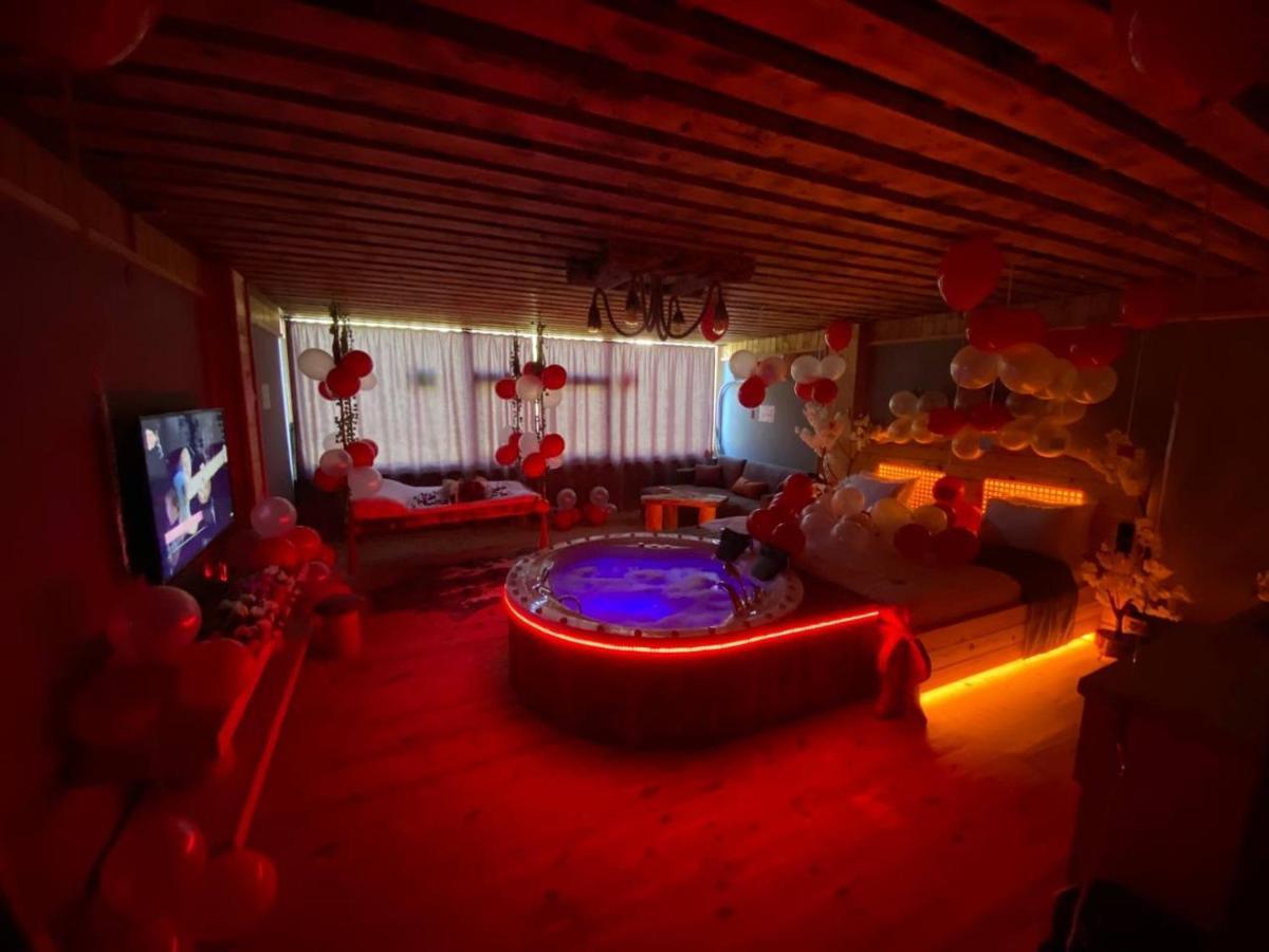 Bed and Breakfast Heaven Vip Wooden Palace Ардешен Экстерьер фото