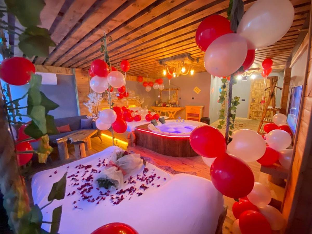 Bed and Breakfast Heaven Vip Wooden Palace Ардешен Экстерьер фото