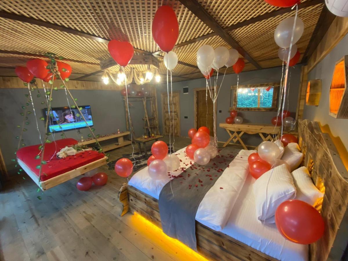 Bed and Breakfast Heaven Vip Wooden Palace Ардешен Экстерьер фото